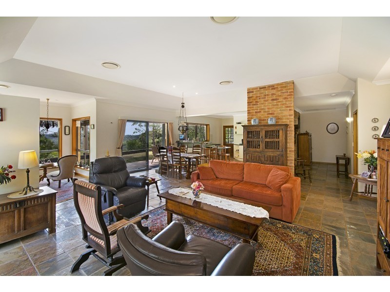 28 Crows Ash Lane, Black Mountain QLD 4563