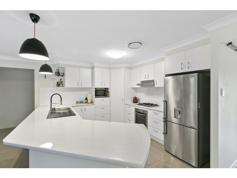 34 Straker Drive, Cooroy QLD 4563