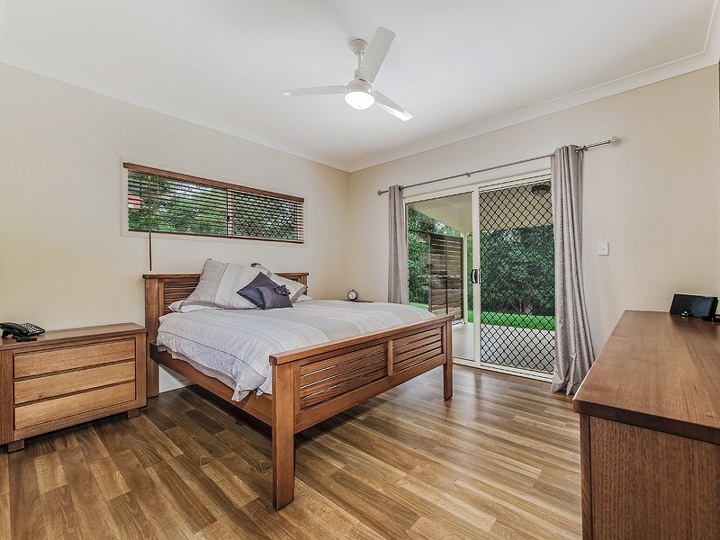 5 Stockman Court, Pomona QLD 4568
