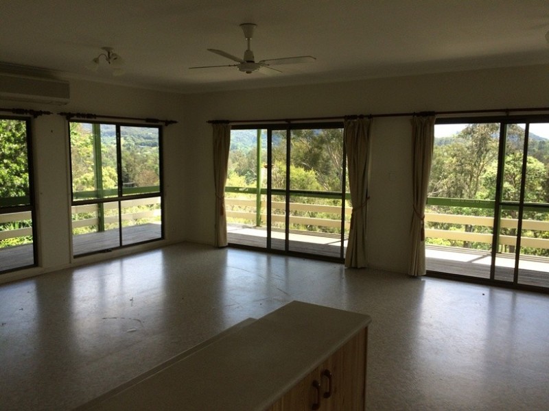 13 Edward Street, Cooran QLD 4569