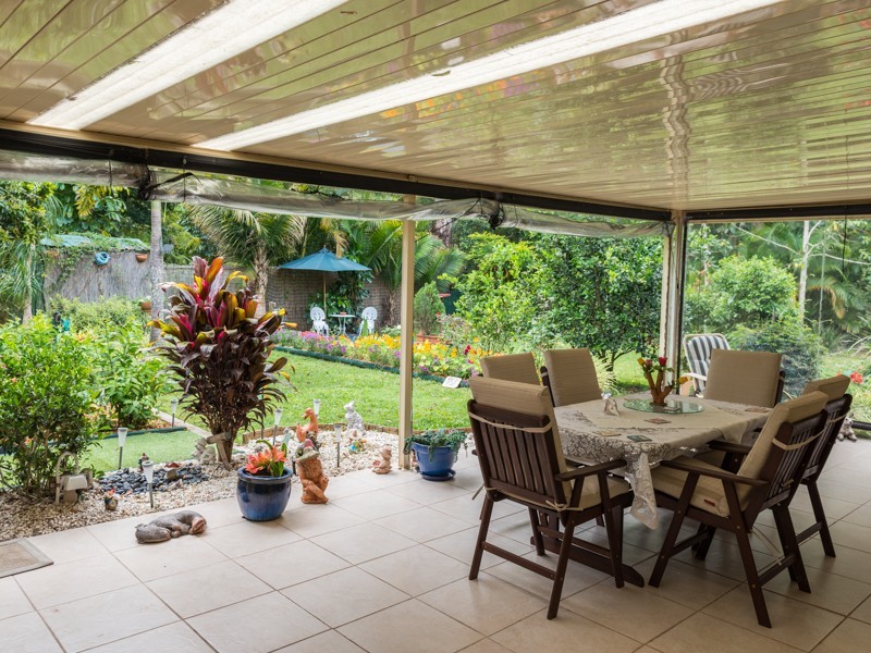 15 Palmsprings Lane, Lake Macdonald QLD 4563