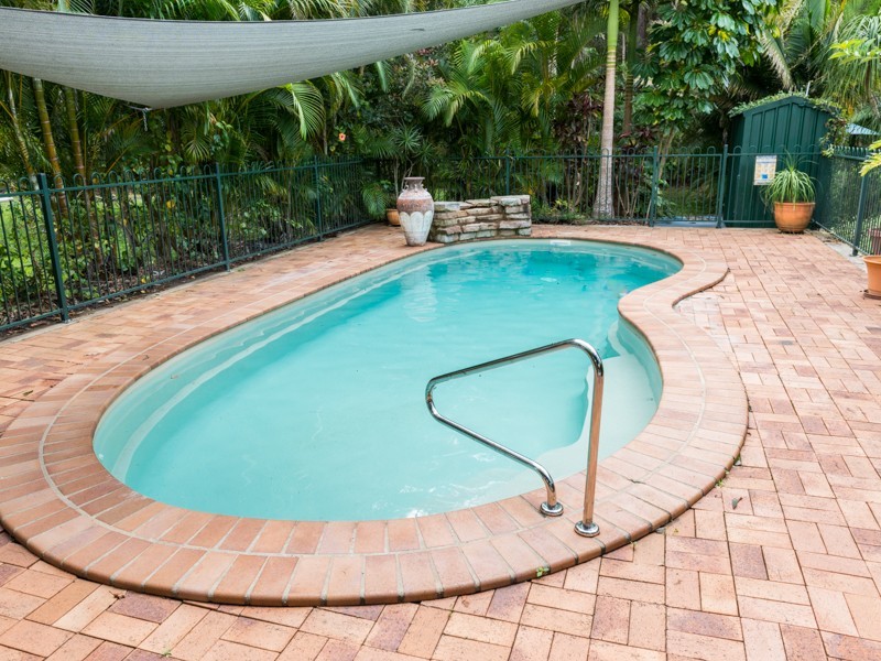 15 Palmsprings Lane, Lake Macdonald QLD 4563