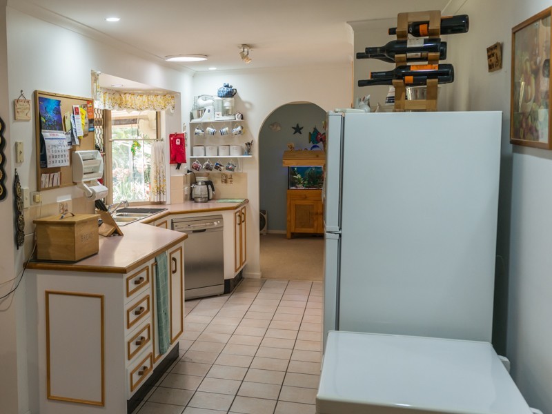 15 Palmsprings Lane, Lake Macdonald QLD 4563