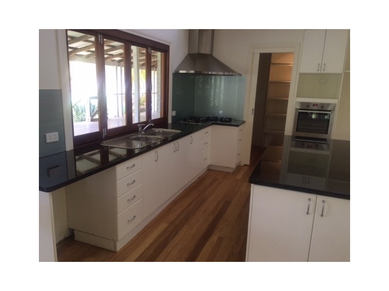 79 Summit Road, Pomona QLD 4568