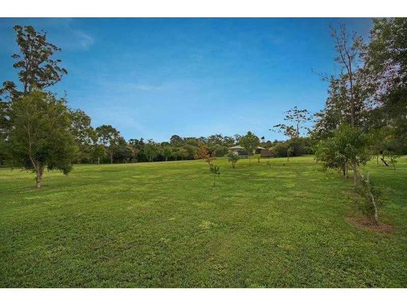 9 Allira Court, Pomona QLD 4568