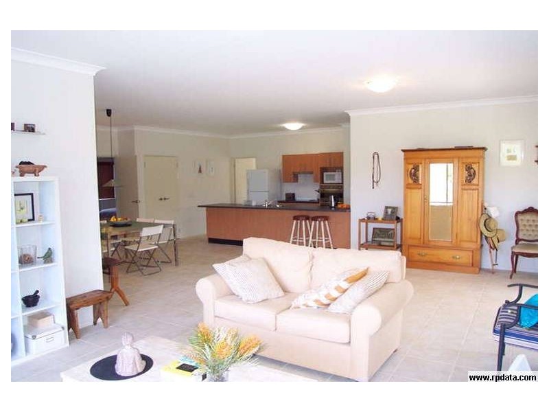 9 Allira Court, Pomona QLD 4568