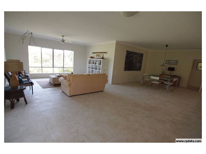9 Allira Court, Pomona QLD 4568