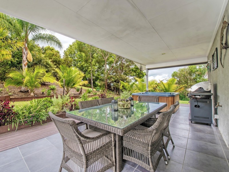 27 Risley Court, Cooran QLD 4569