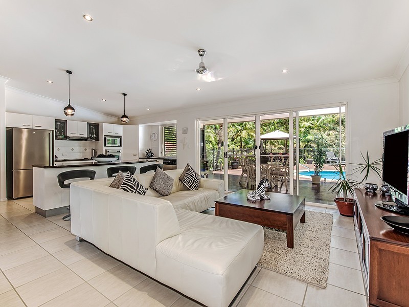 9 Dirum Court, Tewantin QLD 4565