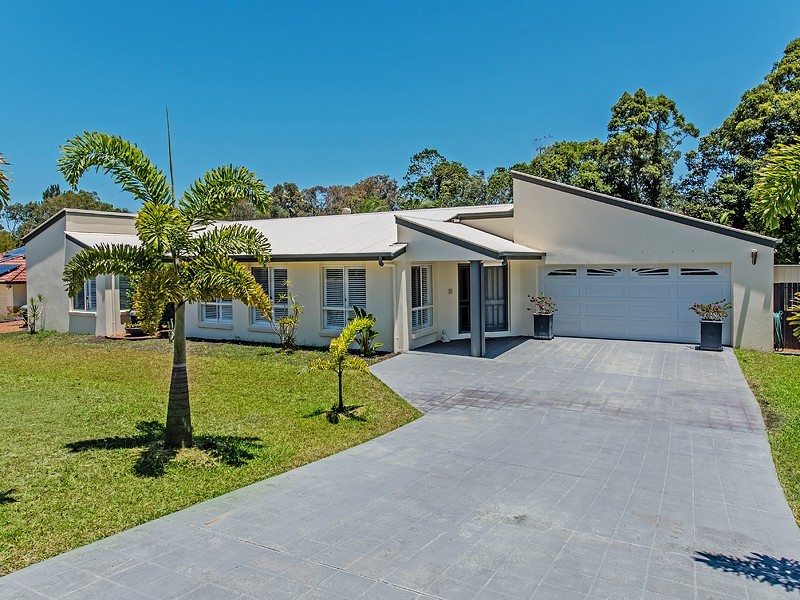 9 Dirum Court, Tewantin QLD 4565