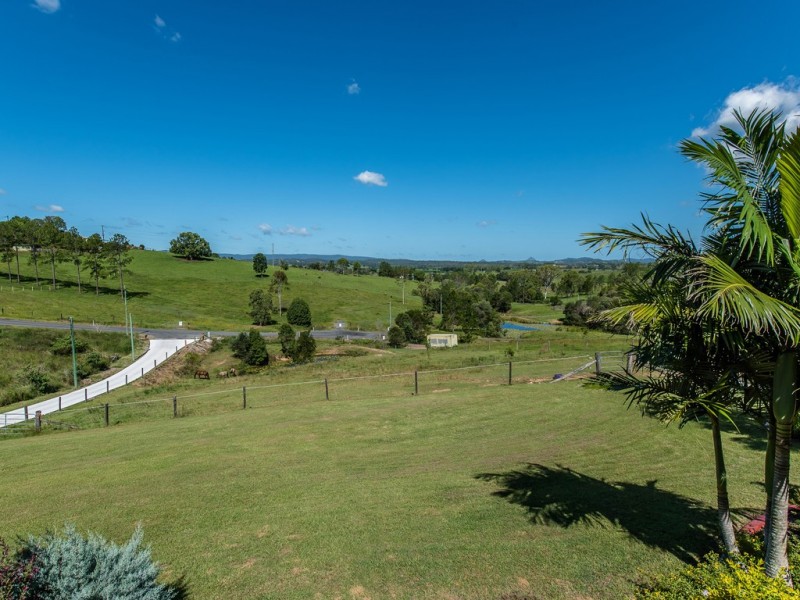 28 Ilga Road, Lagoon Pocket QLD 4570