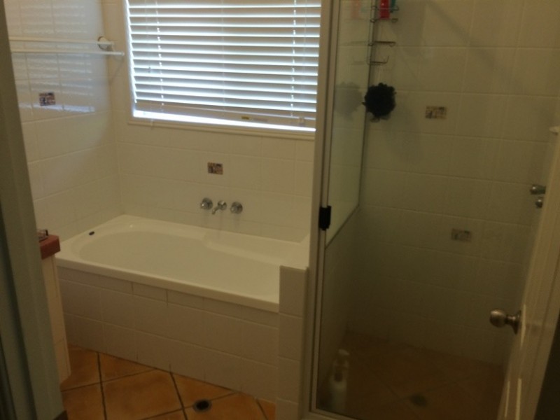 15 Charles Street, Cooran QLD 4569