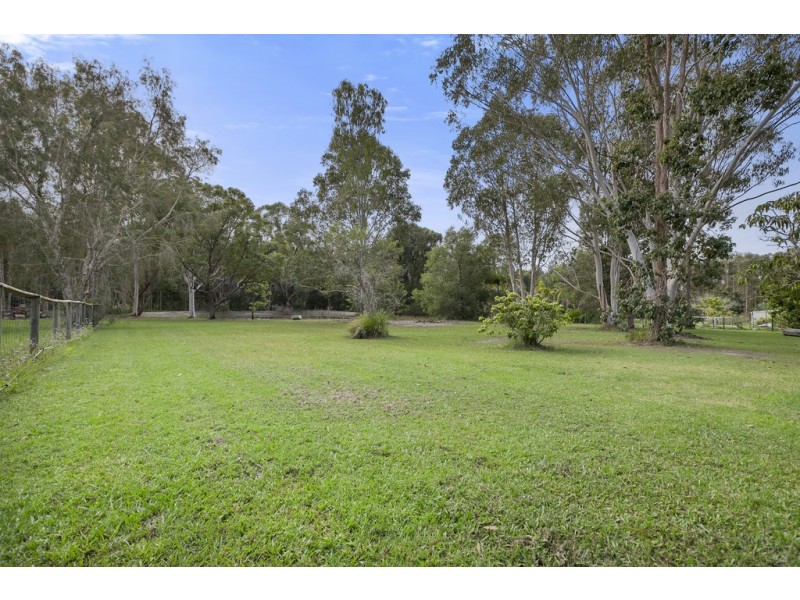 25 Misty Lane, Cooroibah QLD 4565