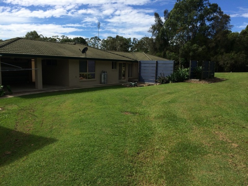 17 Smedley Drive, Pomona QLD 4568