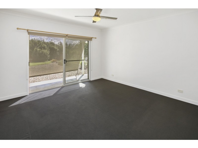 6 Orana Avenue, Pomona QLD 4568