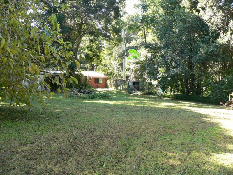 6 Kelly Court, Lake Macdonald QLD 4563