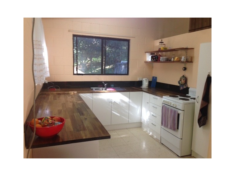 195 Pender Creek Road, Kin Kin QLD 4571