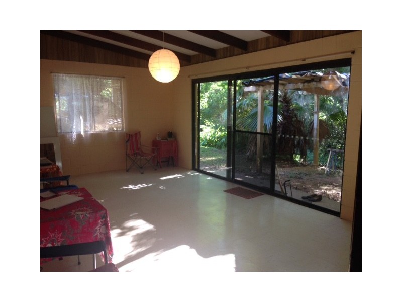 195 Pender Creek Road, Kin Kin QLD 4571