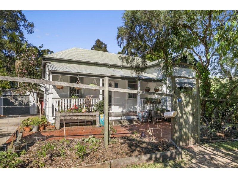 5 Exhibition Street, Pomona QLD 4568