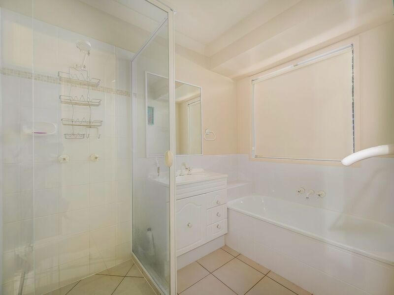 39 Oak Street, Cooroy QLD 4563