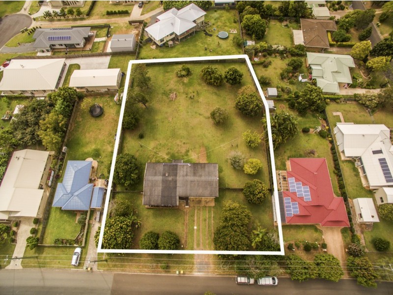 58 Pavilion Street, Pomona QLD 4568