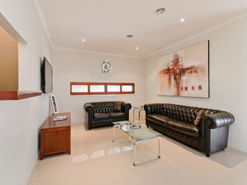 25 Cascade Terrace, Craigieburn VIC 3064