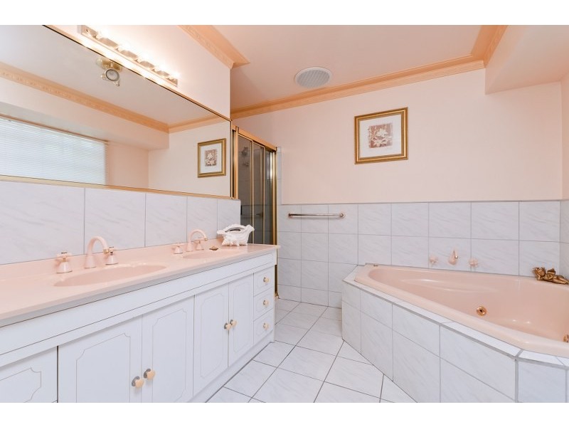 6 Falmer Place., Craigieburn VIC 3064