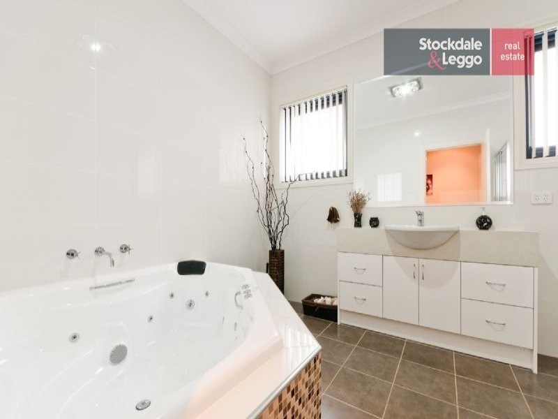 31 Highbury Circuit., Craigieburn VIC 3064
