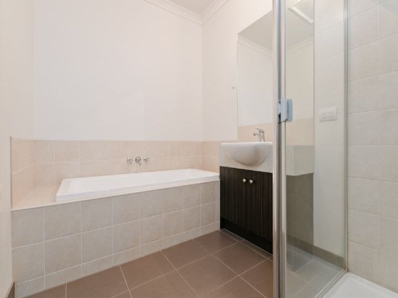 12 Andover Lane, Craigieburn VIC 3064