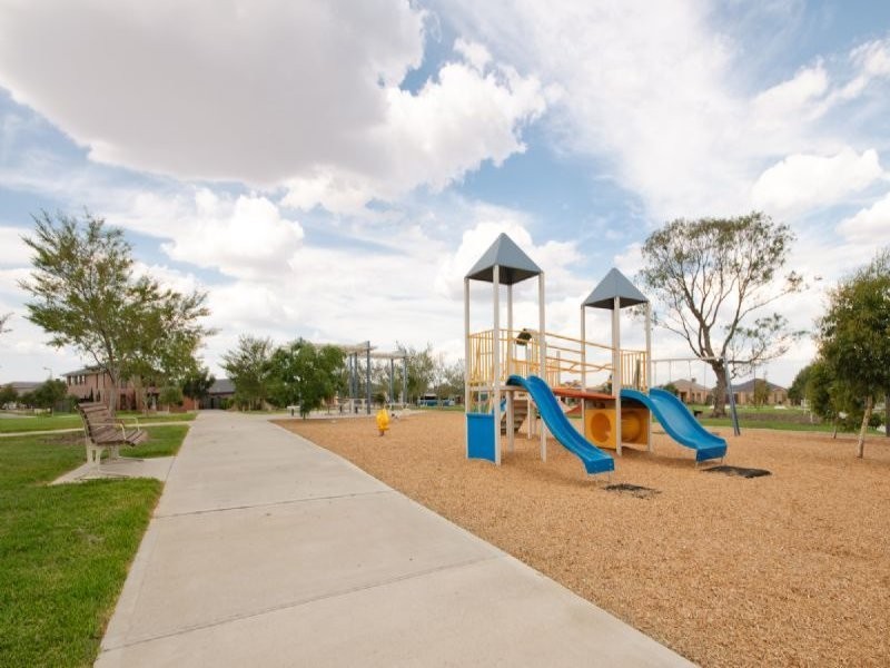 12 Andover Lane, Craigieburn VIC 3064