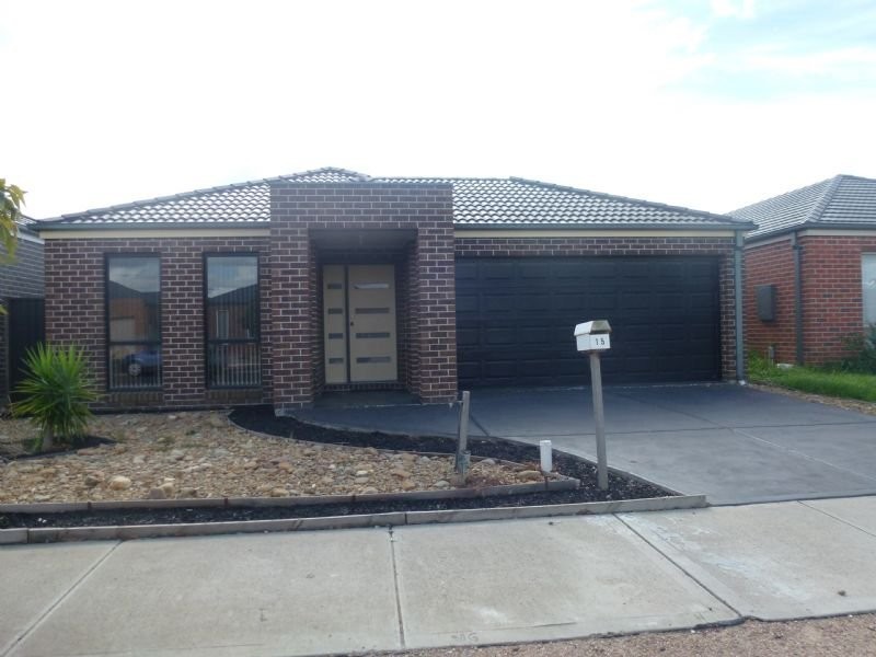 15 Millstream Pass, Craigieburn VIC 3064