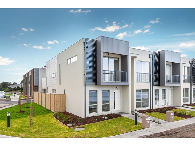 16 Bayano Way, Craigieburn VIC 3064