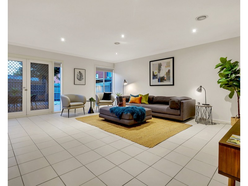 5 Astley Walk, Roxburgh Park VIC 3064
