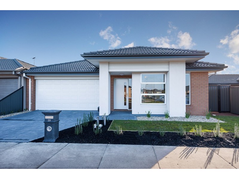 29 Mountleigh Circuit, Craigieburn VIC 3064