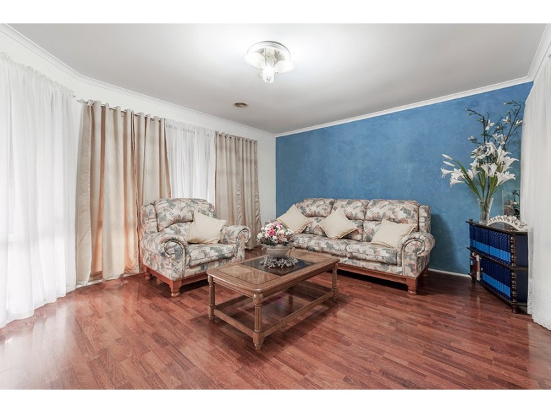 10 Perry Court, Roxburgh Park VIC 3064