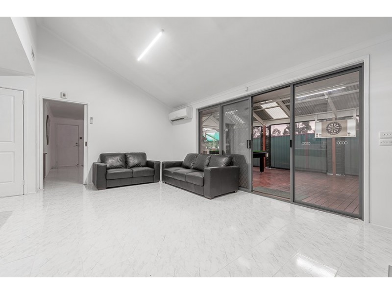 10 Perry Court, Roxburgh Park VIC 3064