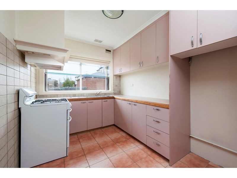 14 Esther Court, Fawkner VIC 3060