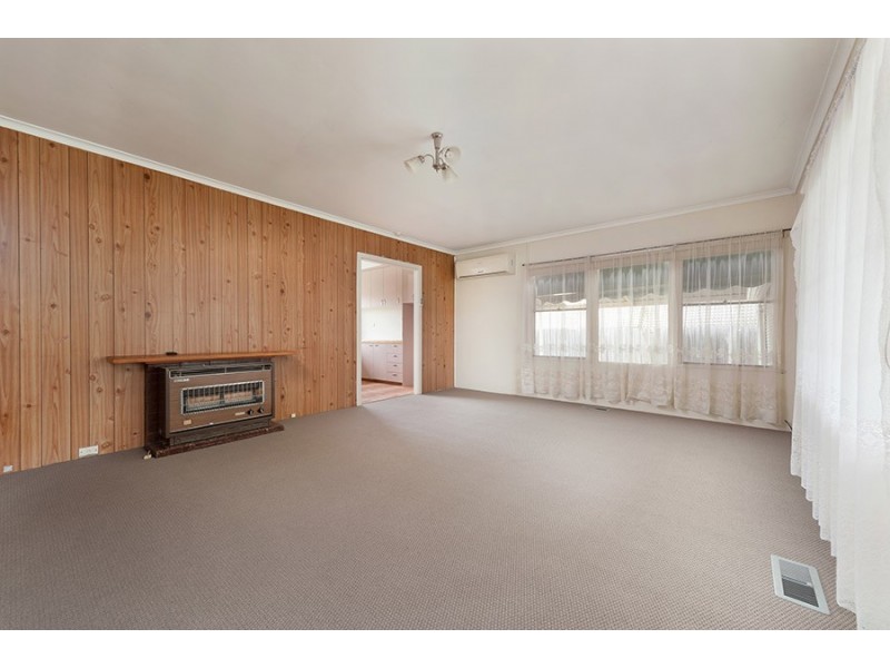 14 Esther Court, Fawkner VIC 3060