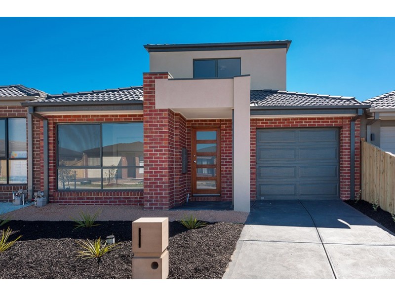 15 Delson Way, Mickleham VIC 3064