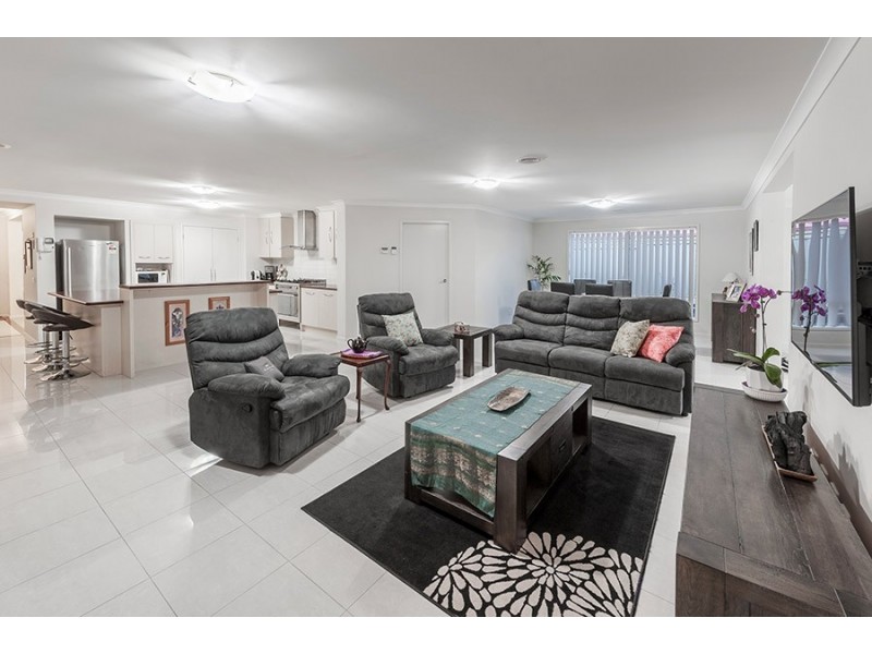 95 Golf View Drive, Craigieburn VIC 3064