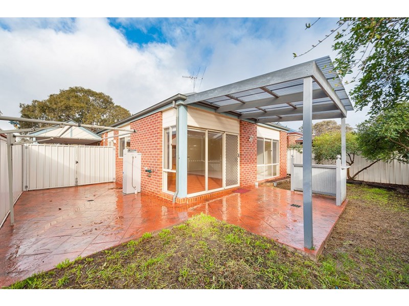 4 Heathwood Close, Craigieburn VIC 3064