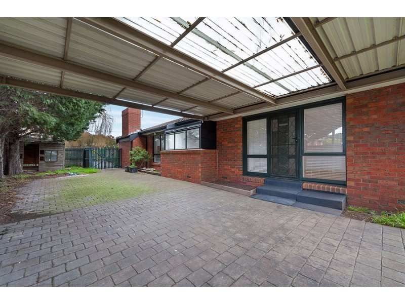 2 Wandin Court, Meadow Heights VIC 3048