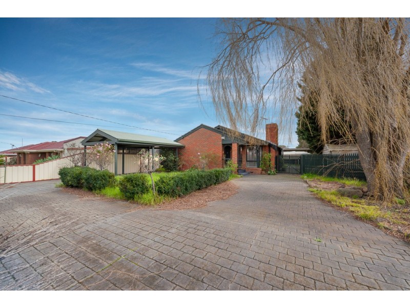 2 Wandin Court, Meadow Heights VIC 3048