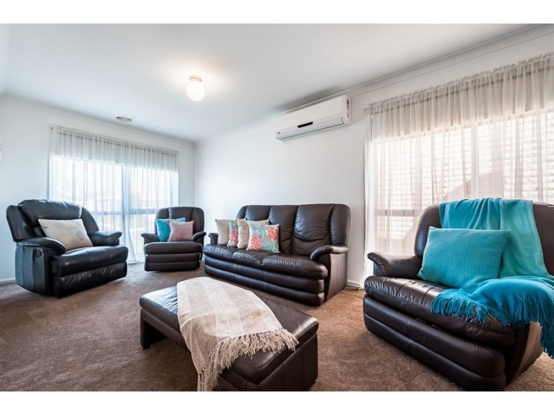 38 Parramatta Walk, Craigieburn VIC 3064