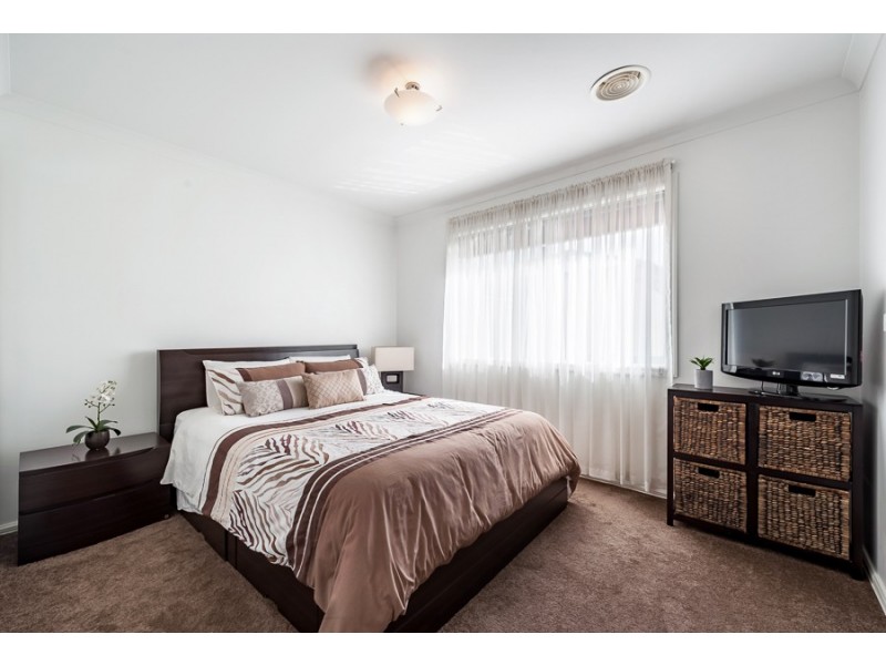 38 Parramatta Walk, Craigieburn VIC 3064