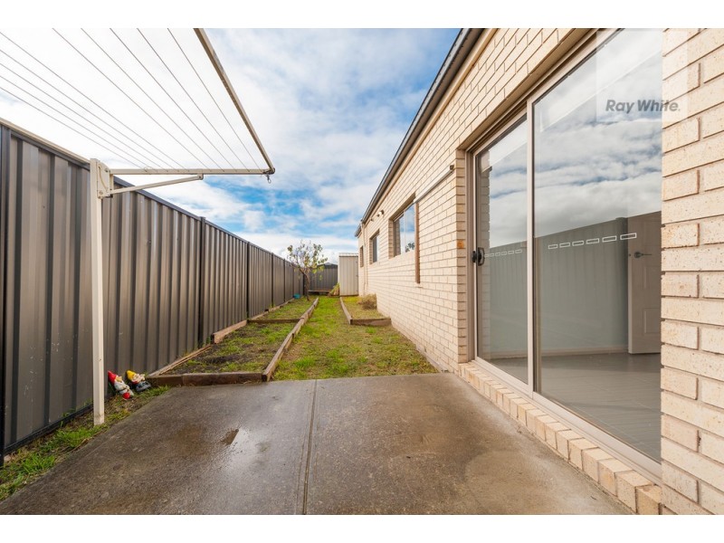 22 Candlebark Drive, Greenvale VIC 3059