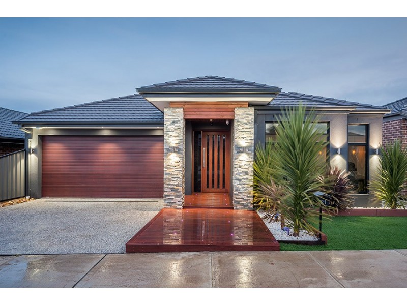 21 Falkland Road, Craigieburn VIC 3064