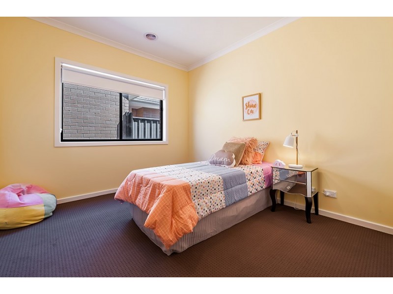 53 Millicent Drive, Craigieburn VIC 3064