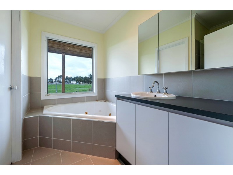 45 Lewis Street, Beveridge VIC 3753