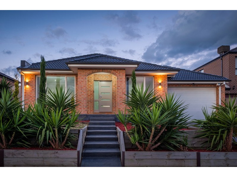 33 Elsternwick Way, Craigieburn VIC 3064
